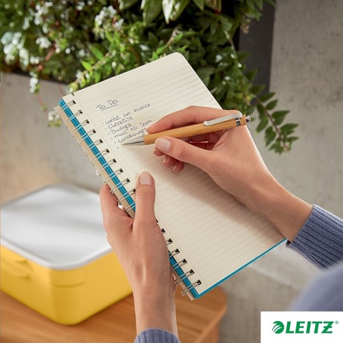 Notitieboek Leitz Cosy B5 160blz 100gr sp lijn bl 1 Stuk-2