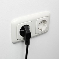Kabel ACT Netsnoer CEE 7/7 male - C13 zwart 3m 1 Stuk-1
