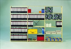 Vurenhouten legbordstelling, afmeting H.210 x B.100 x D.40cm. Bestaande uit 2 staanders en 5 legborden (max.80kg per legbord) In diverse afmetingen leverbaar!